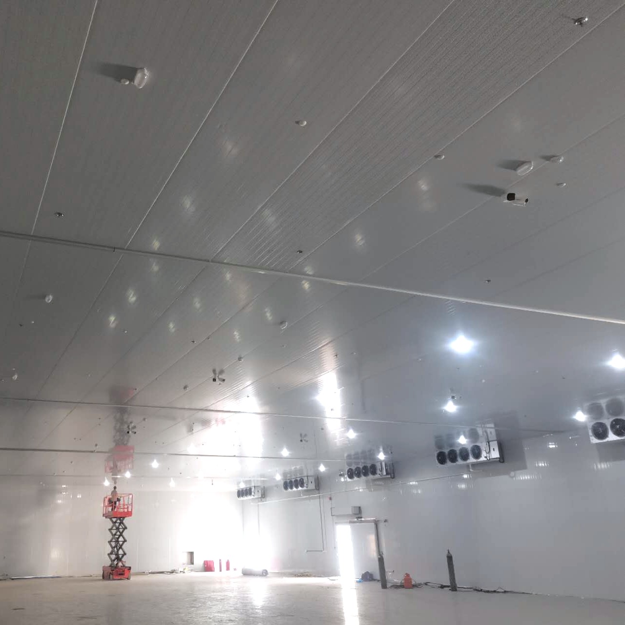 BRD 为美团在沙特阿拉伯建设 4,000 平方米冷库项目