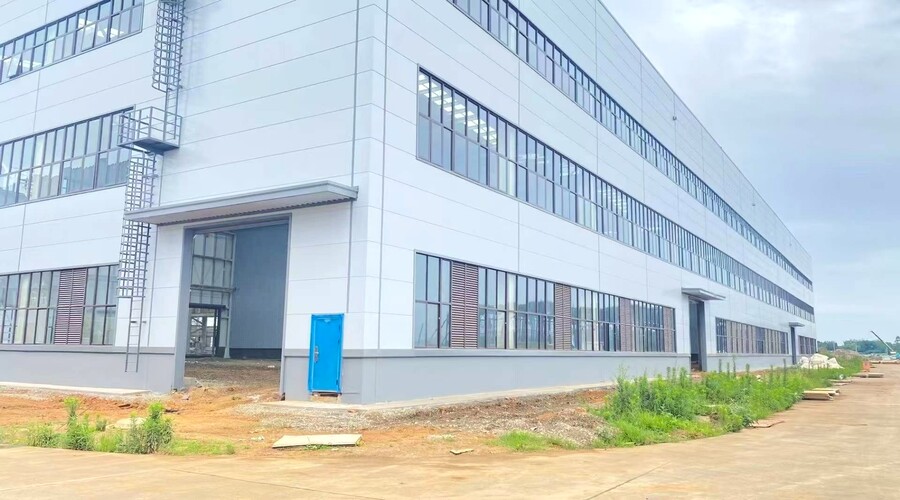 warehouse built with BRD insulated wall